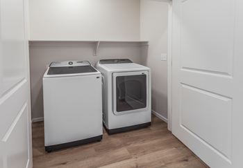 Full size washer & dryer